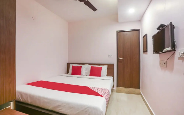 OYO 48277 Royal Kings Guest House