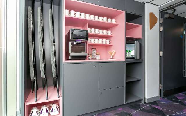YOTEL Manchester Deansgate
