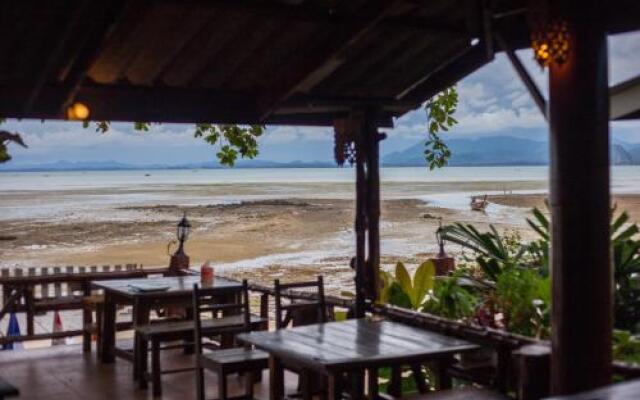Koh Mook Garden Beach Resort