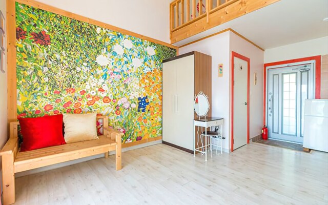 Goseong Sunshine Fullhouse Pension