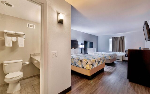 Days Inn & Suites By Wyndham Bartlesville