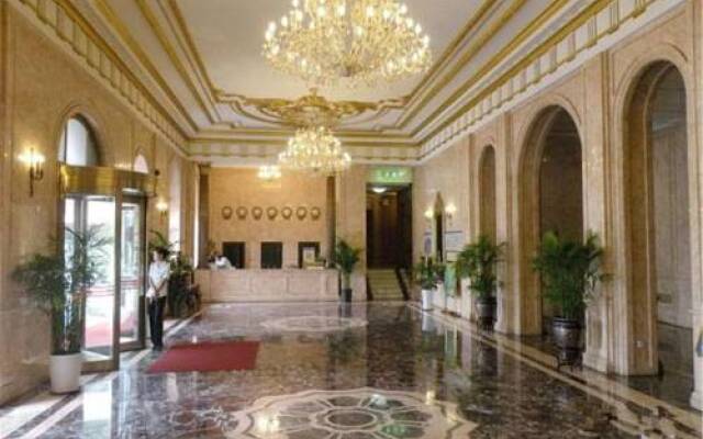 Shenzhou Travel Dalian Hotel