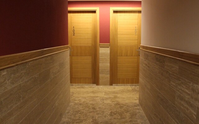 Grey Pearls Suites