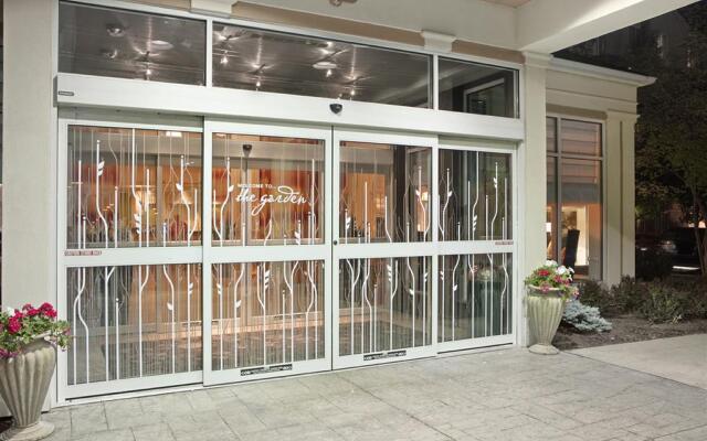 Hilton Garden Inn Queens/JFK Airport