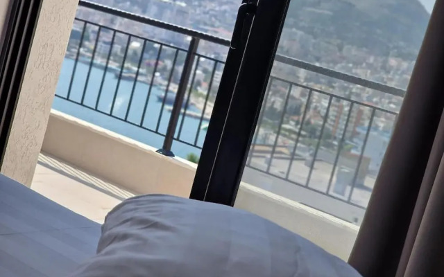 Joanna Suites