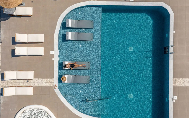 Naxos Finest Hotel & Villas