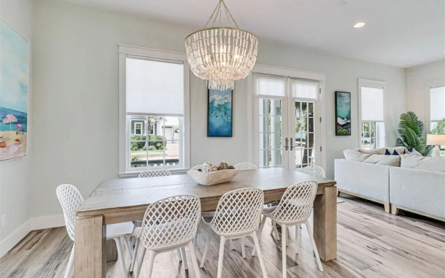 Ships and Giggles 276 HI