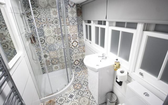 Willow Serviced Apartments The Walk 2