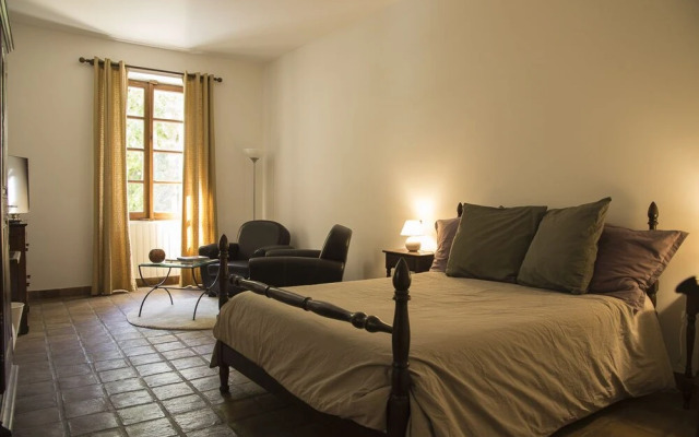 Le Mas Saint Jacques