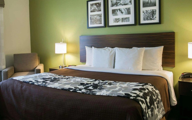 Sleep Inn & Suites