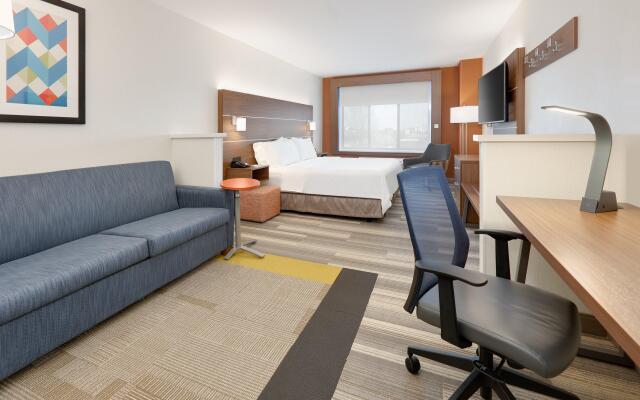 Holiday Inn Express Mitchell by IHG