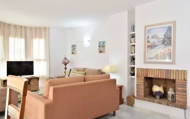 3 Bed Excellent and Quiet Location F-4