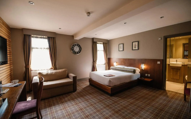 The Lynnhurst Hotel