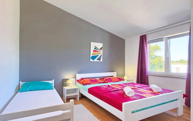 4S - One Bedroom No.2