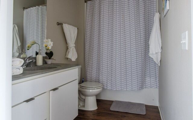 FRONTDESK Core Apts Campustown Ames