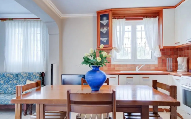 Azure Bay Villa by Rentalspro