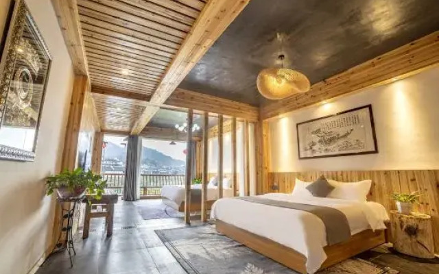 Zhenyuan Xurun Shanju River View Homestay (Zhenjiangge)