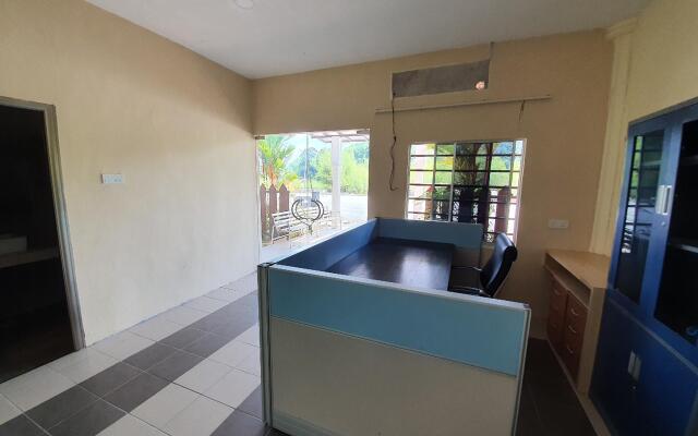 SPOT ON 90025 SR Valley Hotel