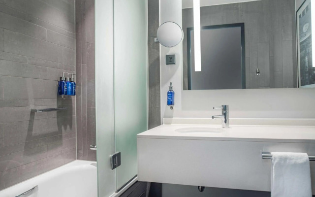 HOTEL LiVEMAX Umeda West