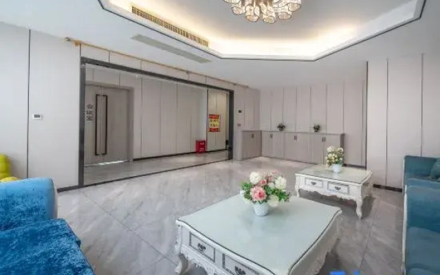 World Crown Hotel Liuzhou