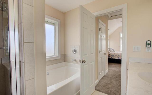 1709 Sandbucket Arch Oceanfront