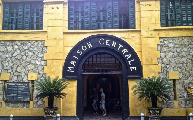 Mayflower Hotel Hanoi