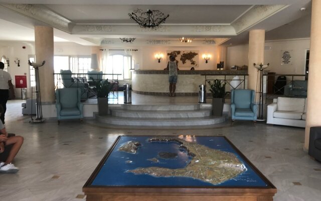 Santo Miramare Resort