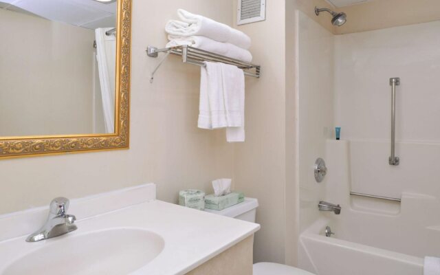 Americas Best Value Inn Moline - Moline, IL