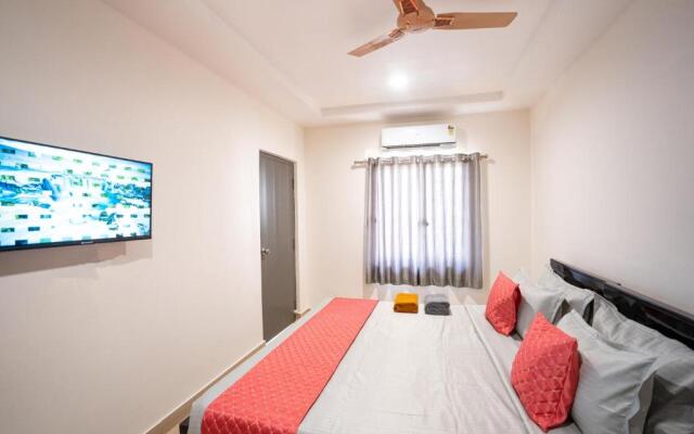 Yellow Bells Signature