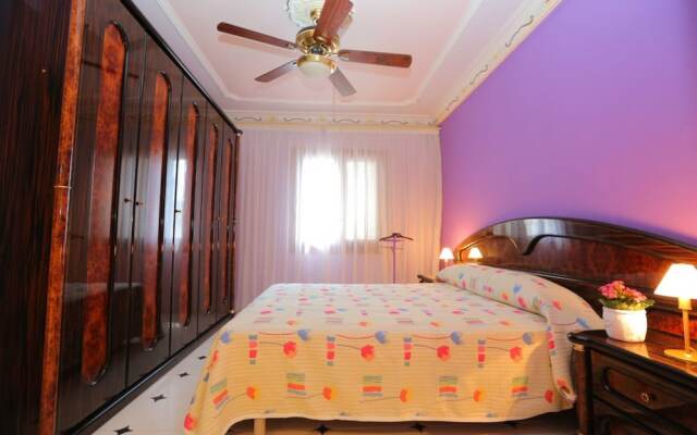 Villa Acogedora Para 13 Personas en Cambrils