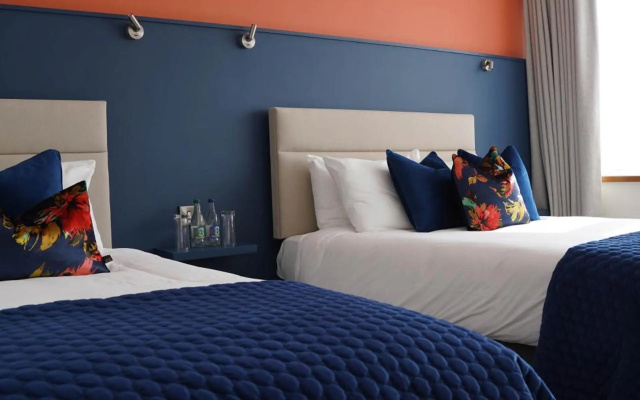 Alcock & Brown Hotel