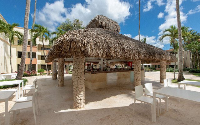 Viva Wyndham Viva Wyndham Dominicus Beach Resort — All Inclusive