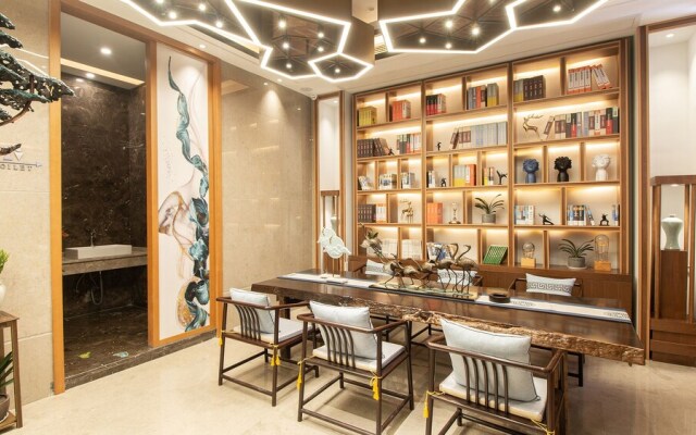 Yiwu CEO Dinghao Hotel