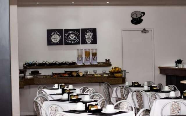 OYO 2S Hotel