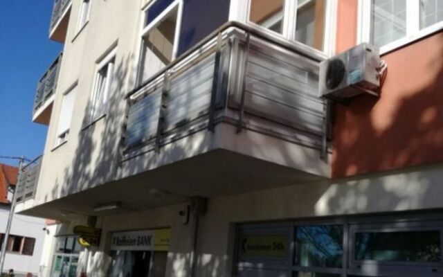 Apartment Meri Jarun - near lake: A1 Zagreb, Continental Croatia