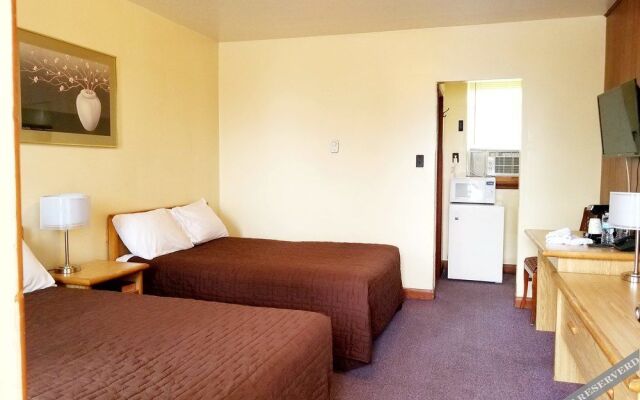 Hotel Port Colborne ON