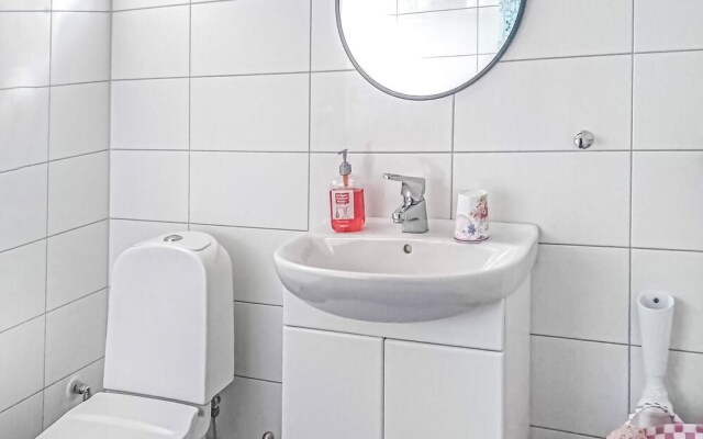 Stunning Home in Löttorp With 4 Bedrooms