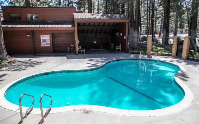 Winterset #33 3 Bedroom Condo