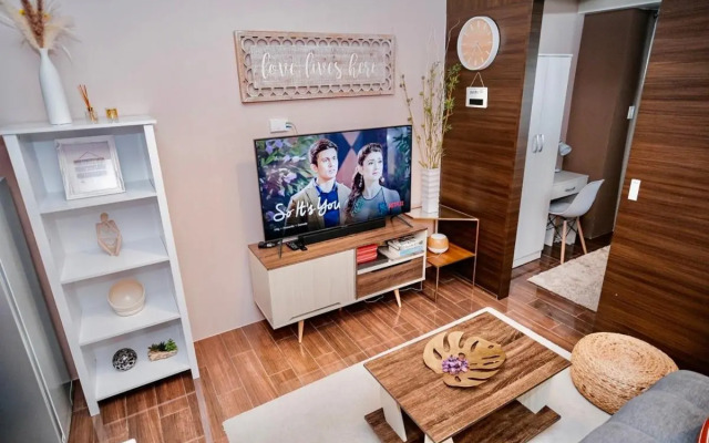Cozy 1br w/ balcony @ AIR Makati * SKYLINE view