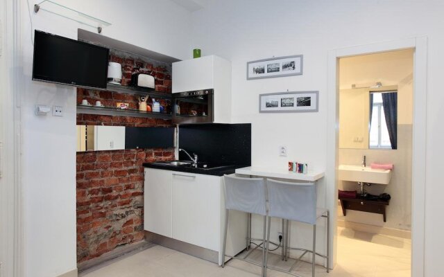 Apartment House - The Modern Flat