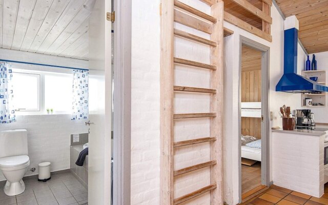 6 Person Holiday Home in Hemmet