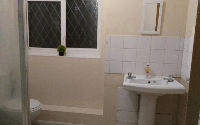 Heathrow Guest House