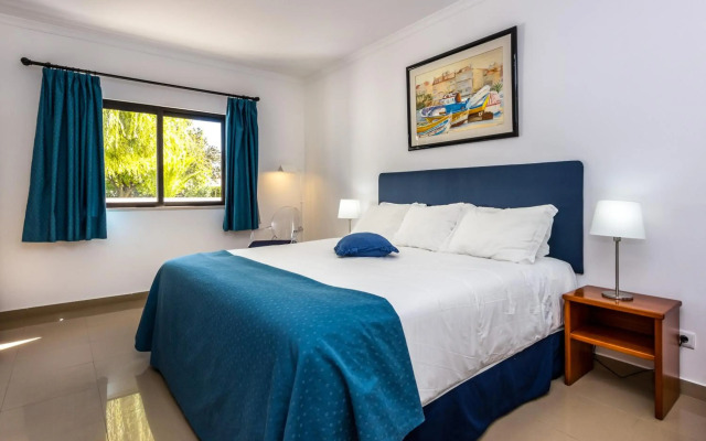 Apartamentos Turísticos Janelas do Mar