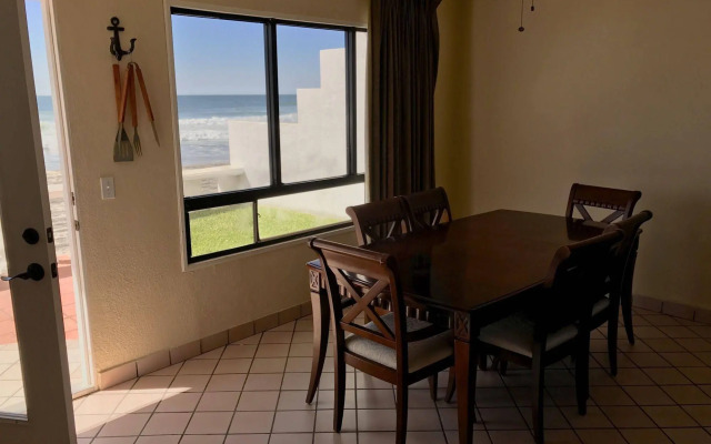 Quinta Pacifica Beachfront Villas