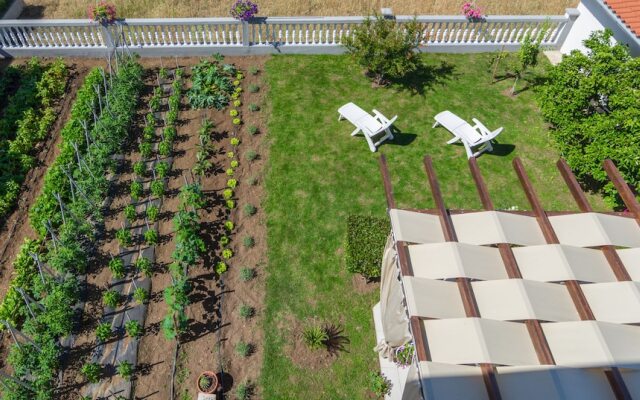 Bed & Breakfast Maki