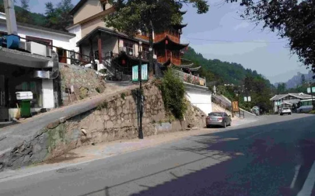 Caiyin Inn