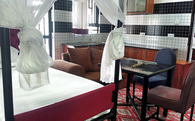 Toque & GN Hotel