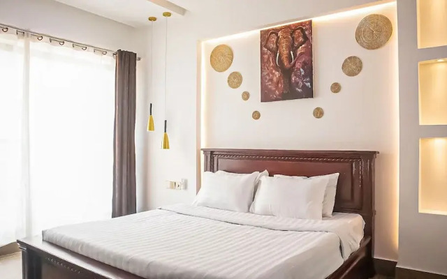 Central Modern Private Villa by La San