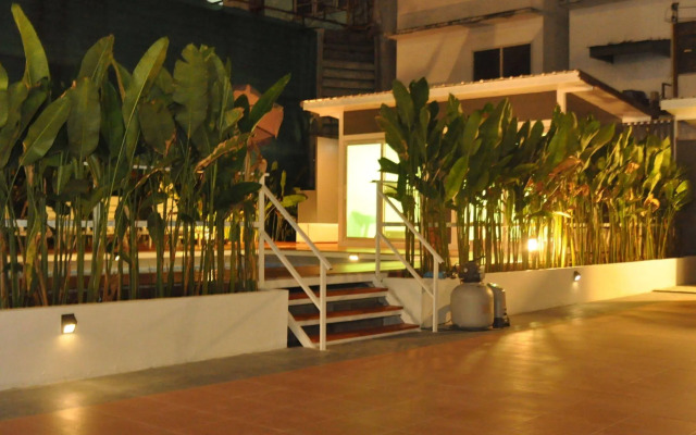 Kriss Residence