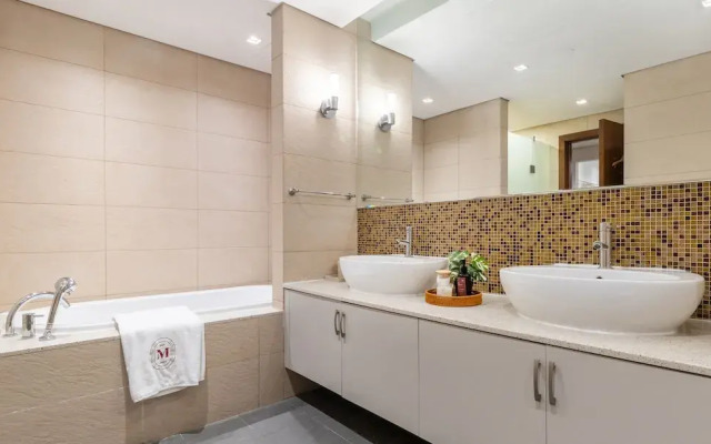 2BR + Maid's w Sea Views in Palm near Nakheel Mall
